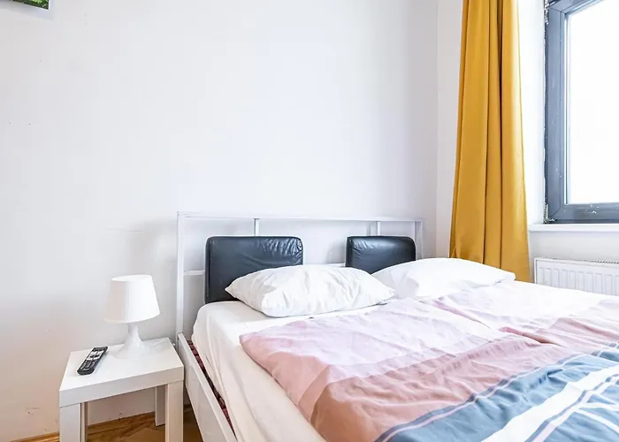 Private In A Comfy 4br With Garden By Lorenz Boehler Διαμέρισμα Βιέννη