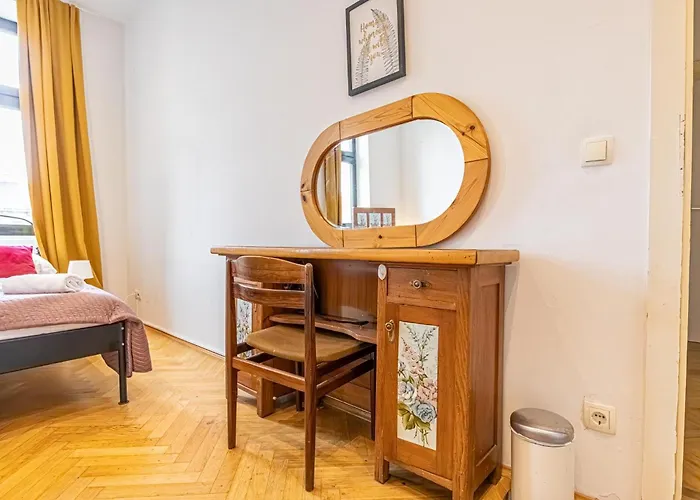Private In A Comfy 4br With Garden By Lorenz Boehler * Vídeň