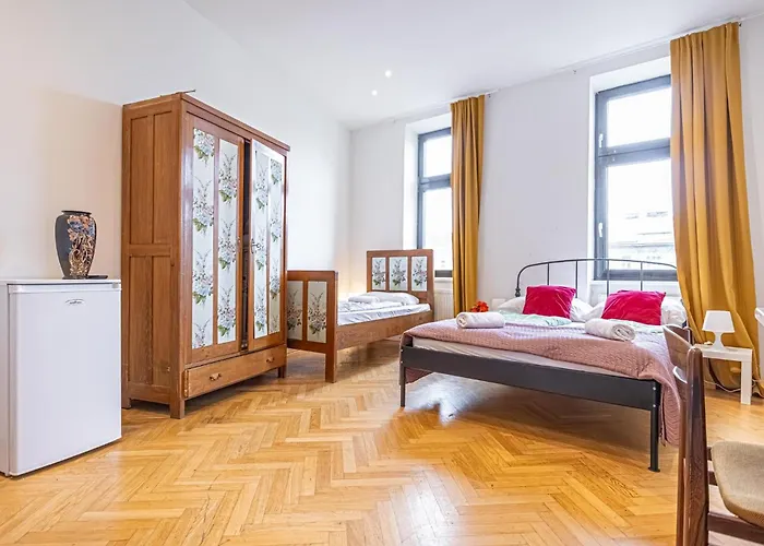 Private In A Comfy 4br With Garden By Lorenz Boehler Apartmán Vídeň