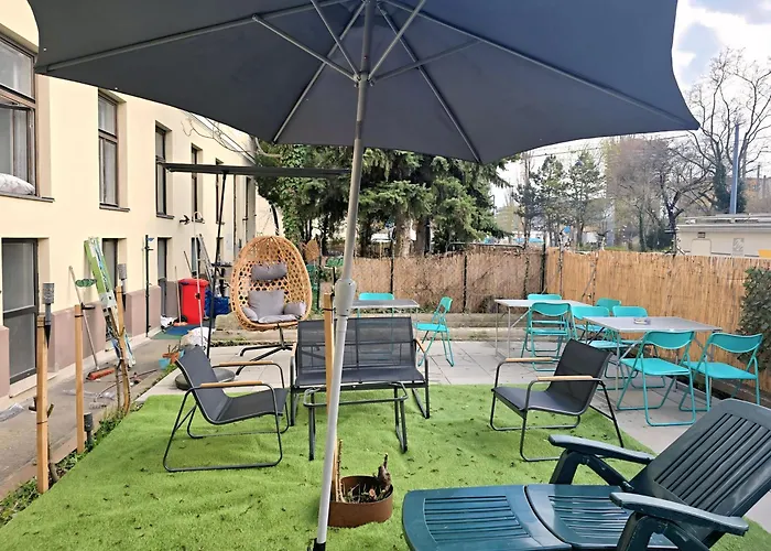 Διαμέρισμα Private In A Comfy 4br With Garden By Lorenz Boehler